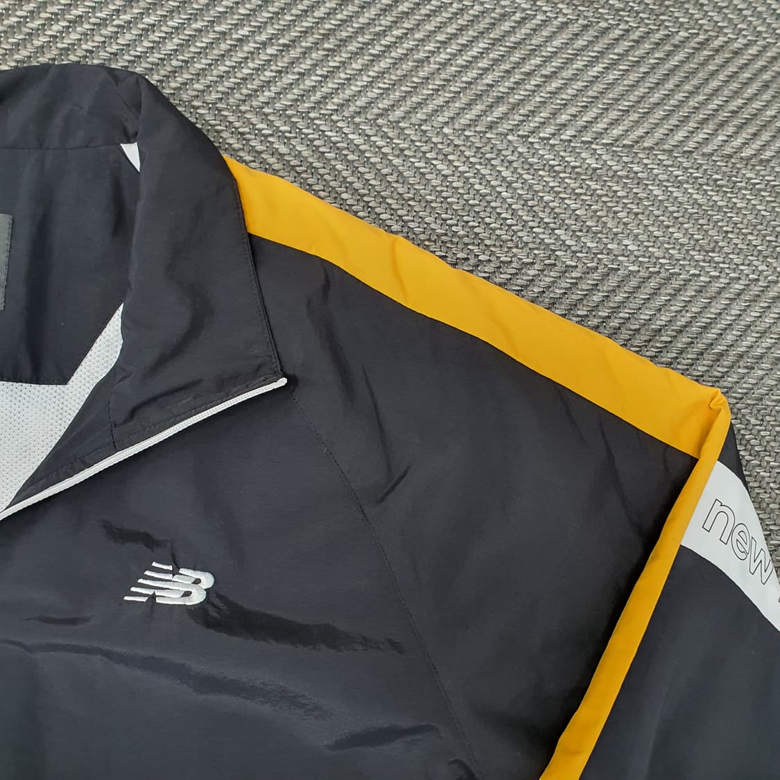 뉴발란스 오버핏 바람막이 자켓 남자105 상품이미지3