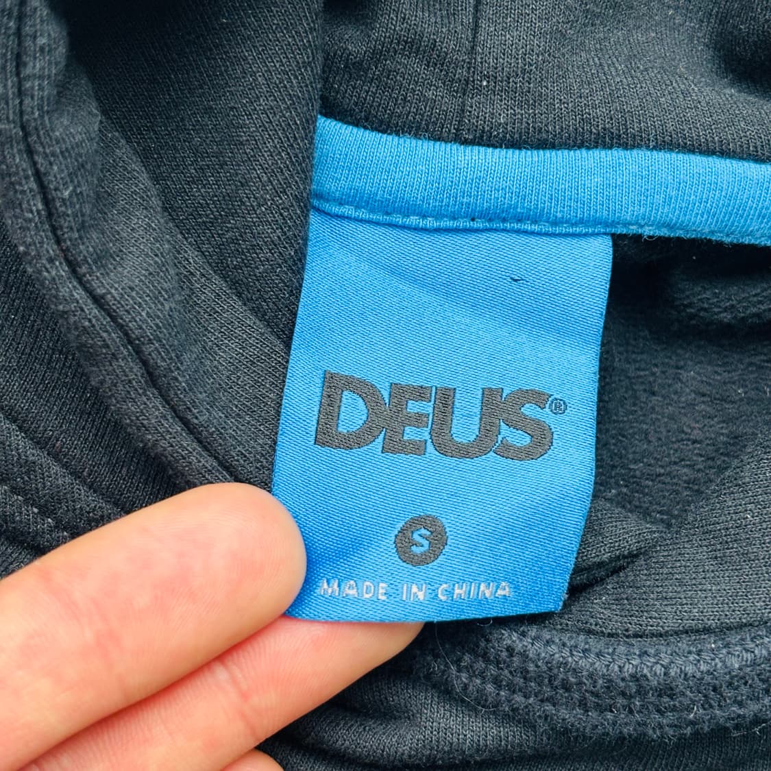 데우스 엑스 마키나 포켓 로고 블랙 후드티 S 상품이미지7