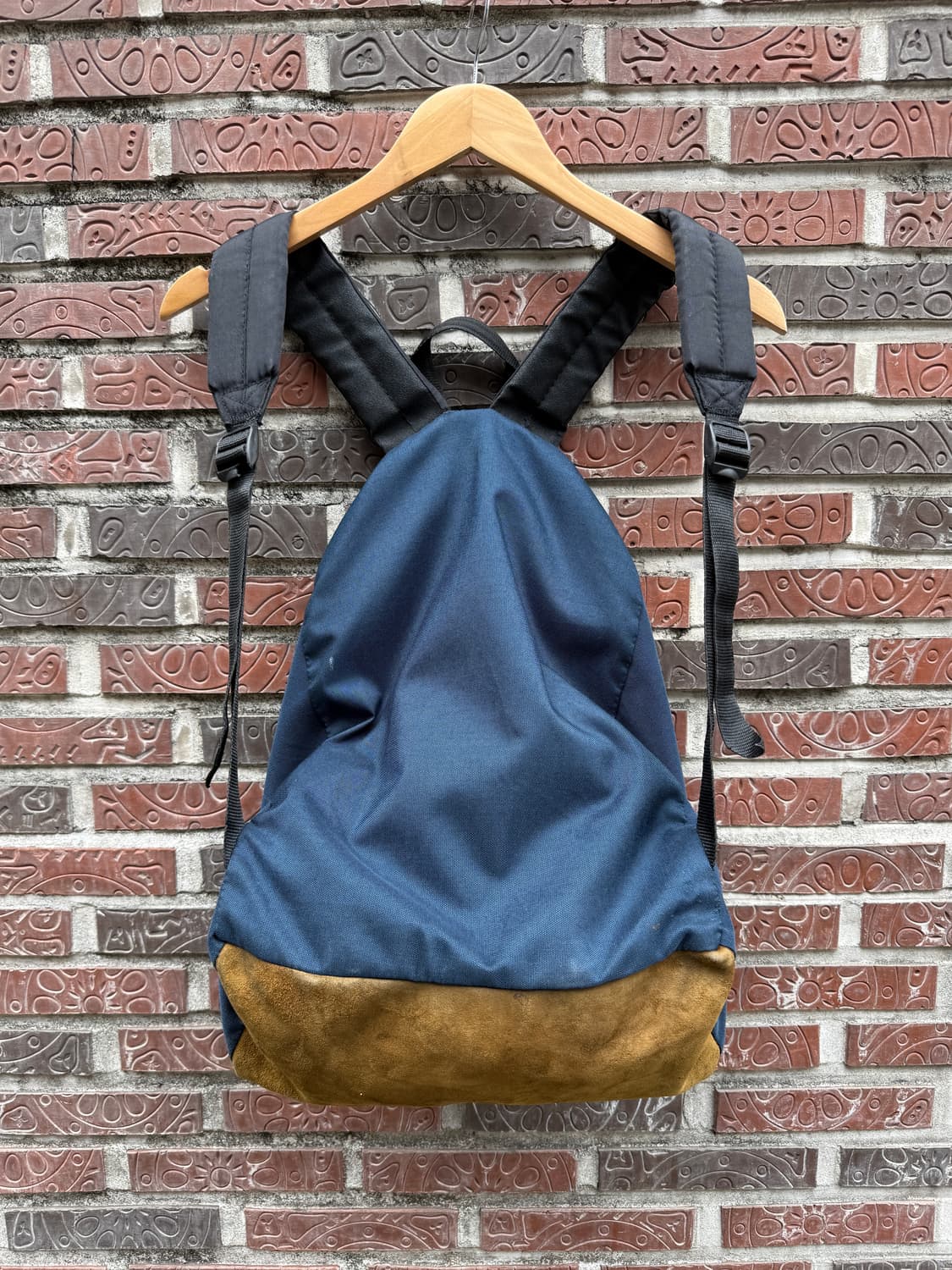 이스트팩 90s 빈티지 스웨이드 바텀 백팩 상품이미지4