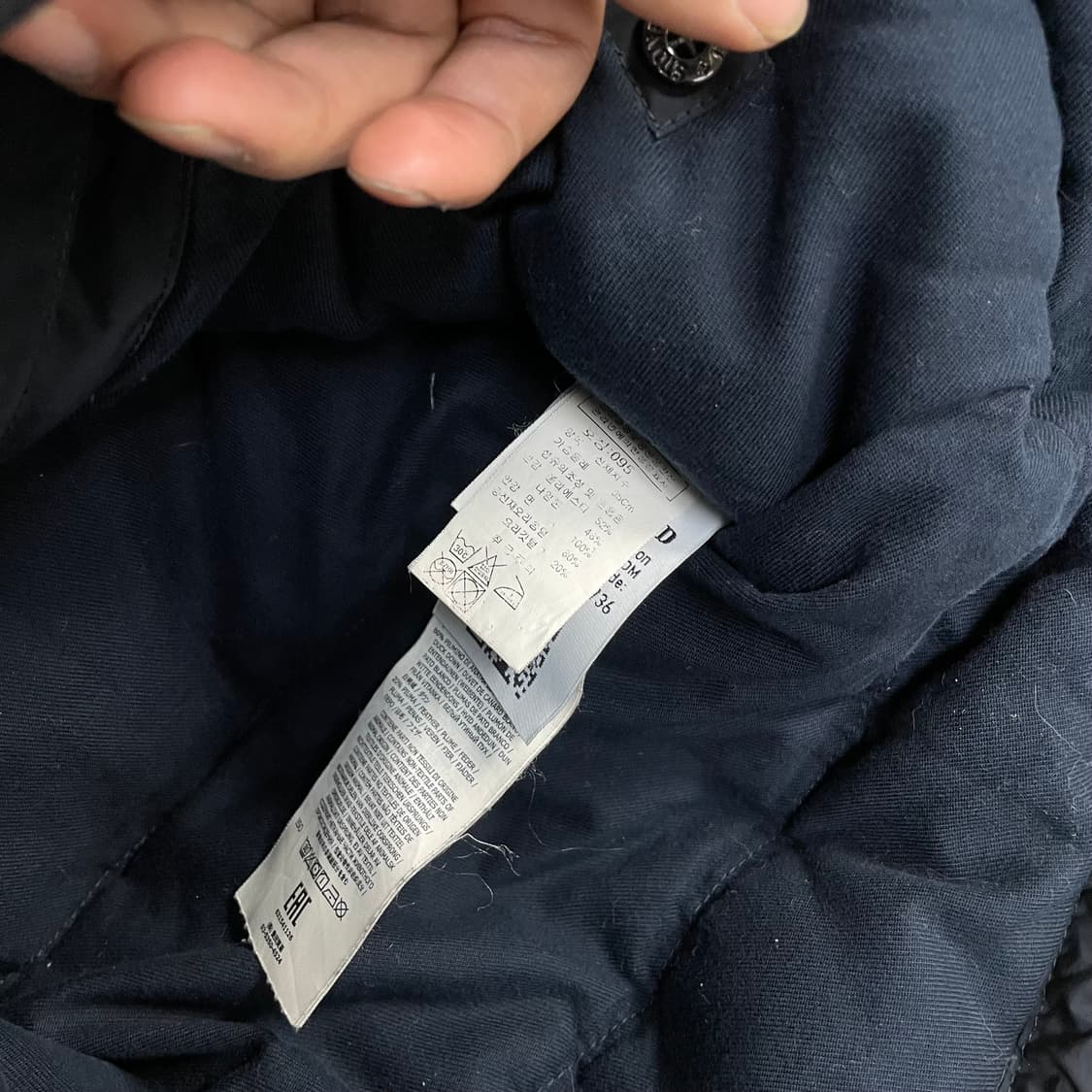 스톤아일랜드 마이크로랩스 와펜 후드 패딩 자켓 상품이미지7