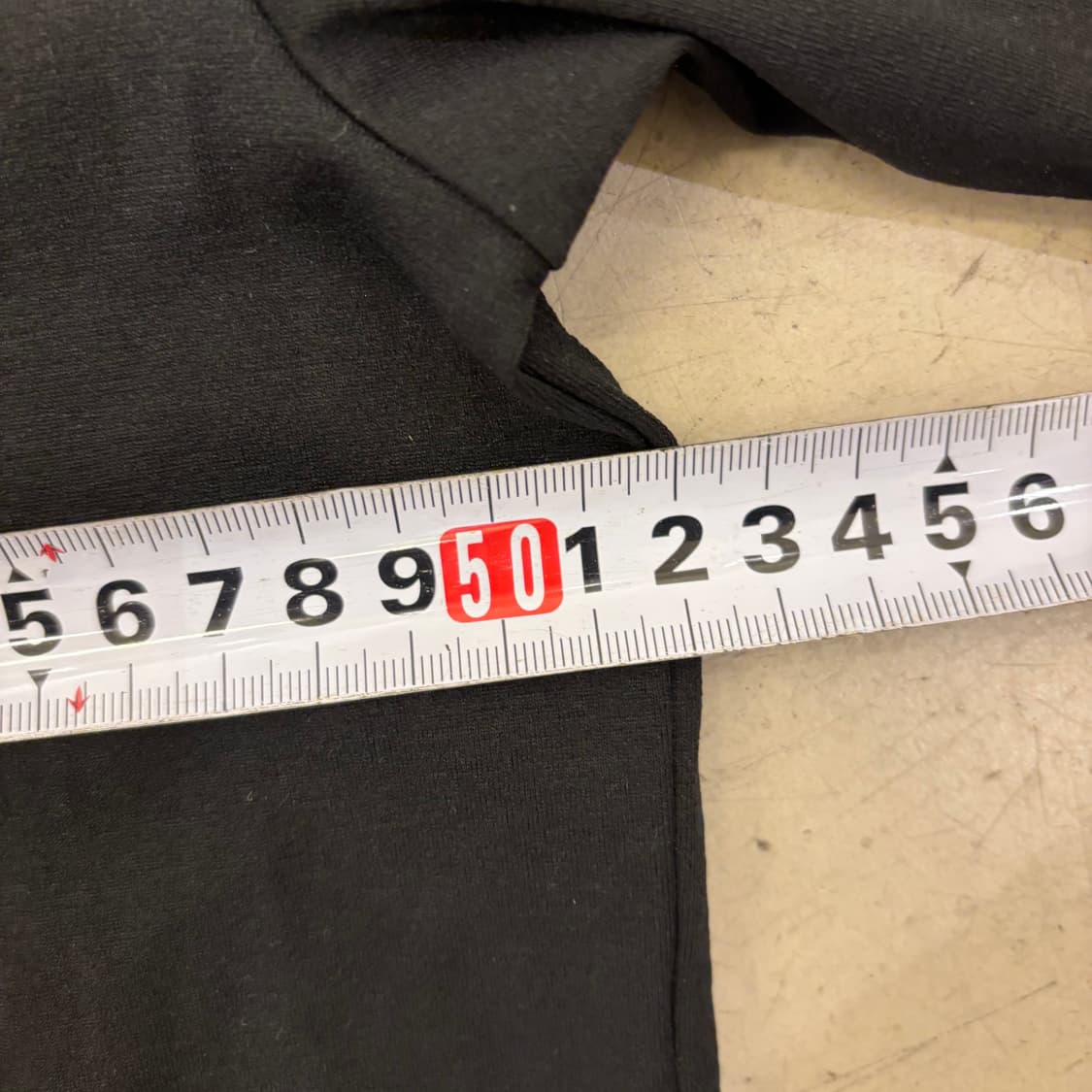 엄브로 스몰로고 블랙 티셔츠 상품이미지5