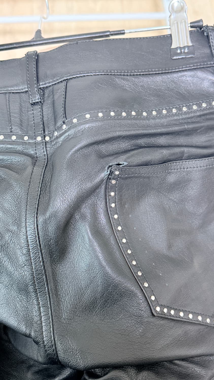 생로랑 14ss 스터드 레더팬츠 상품이미지3