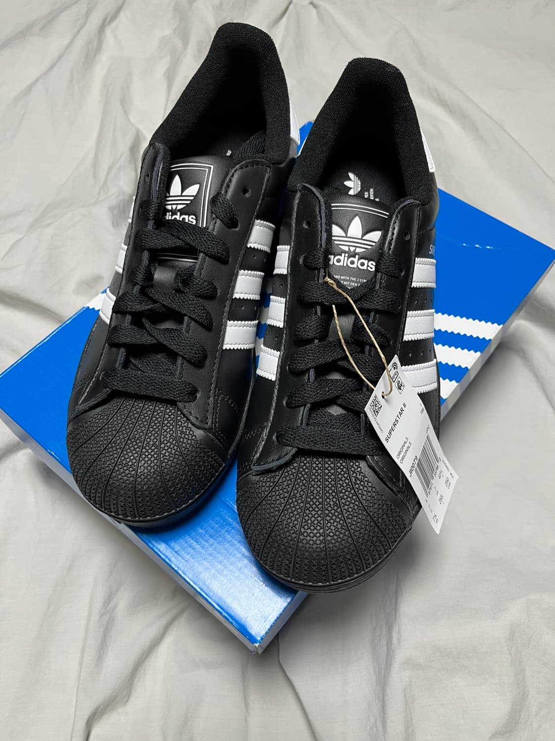 [255] 아디다스 슈퍼스타 2 블랙 새상품 상품이미지1