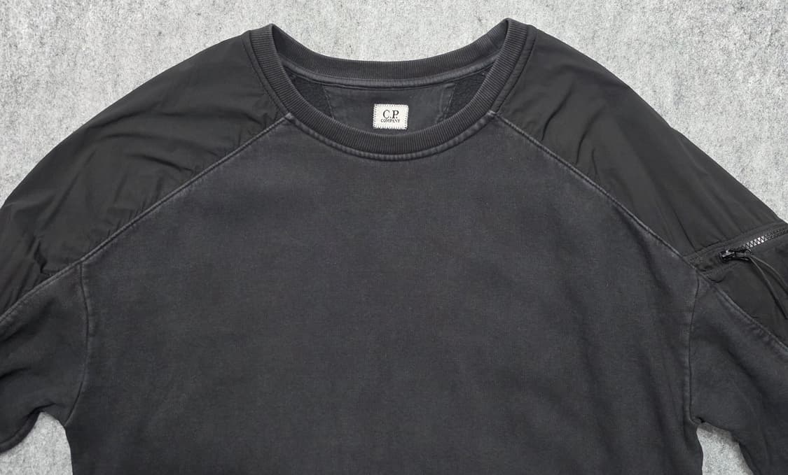 CP 컴퍼니 나일론 패치 포켓 렌즈 크루넥 맨투맨 2XL 상품이미지3