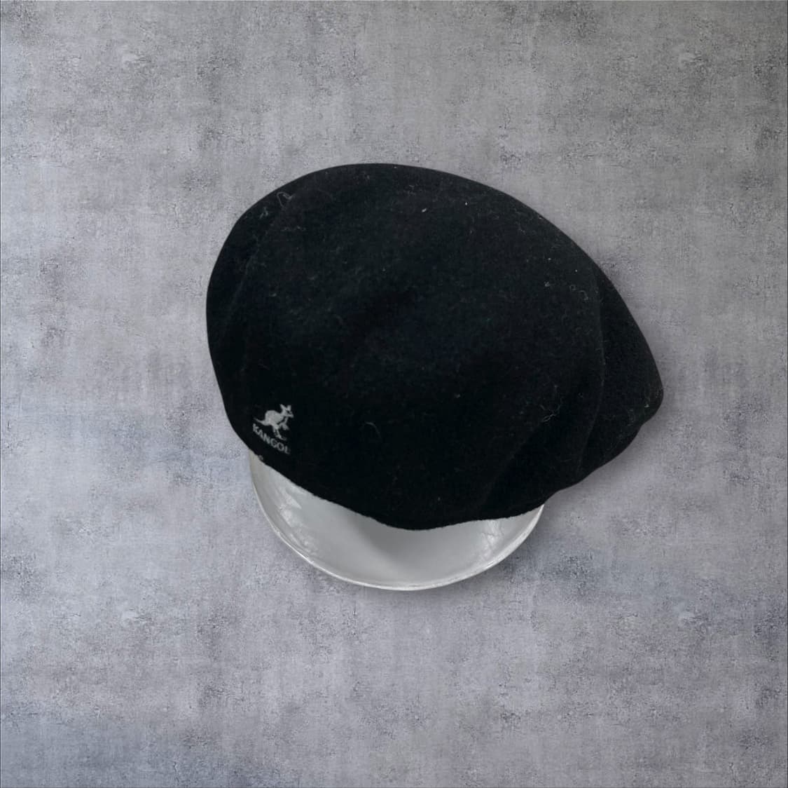 캉골 블랙 컬러 스몰 로고 울 헌팅캡 상품이미지1