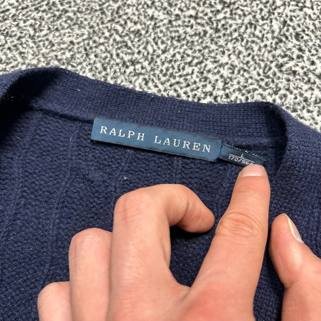 폴로 (POLO RalphLauren)네이비 꽈베기 가디건 상품이미지4