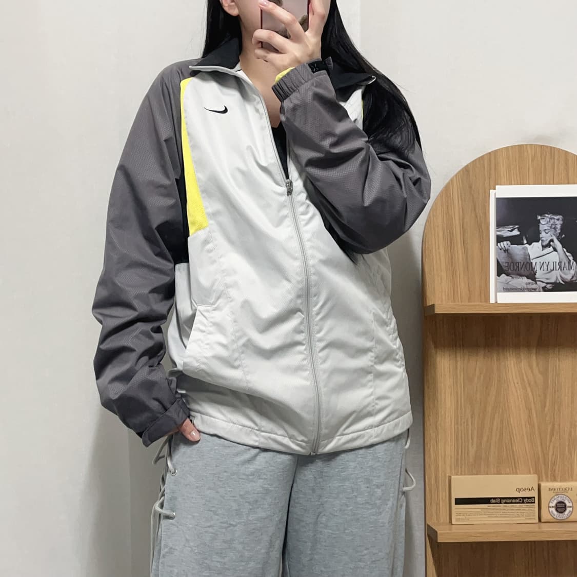 [정품] 나이키 그레이 배색 블랙스우시 바막 [ M ] 상품이미지1