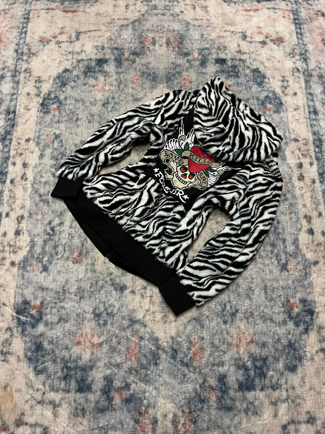 Ed hardy oversize zebra fur hood jacket  상품이미지1