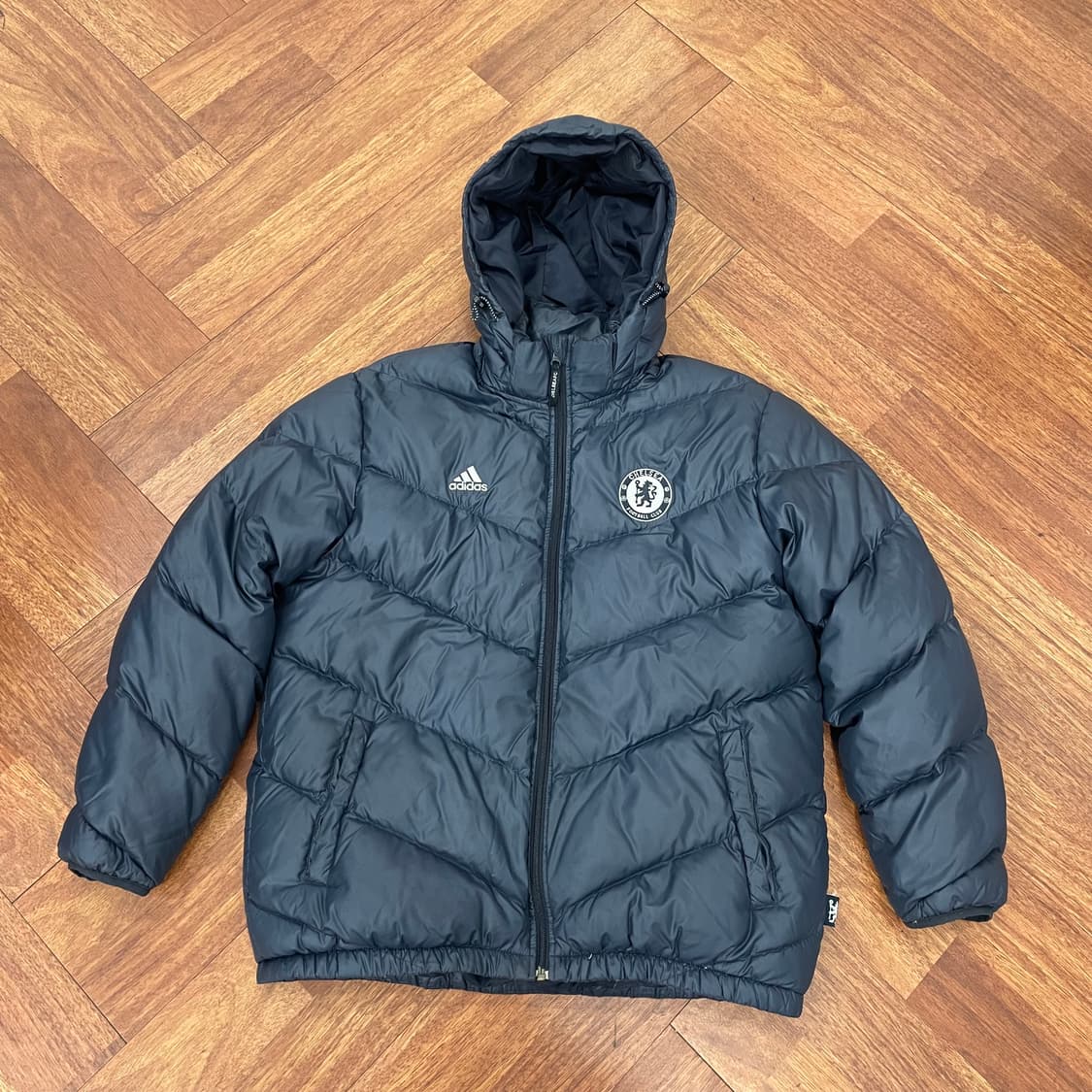 아디다스 첼시 네이비 패딩 상품이미지1