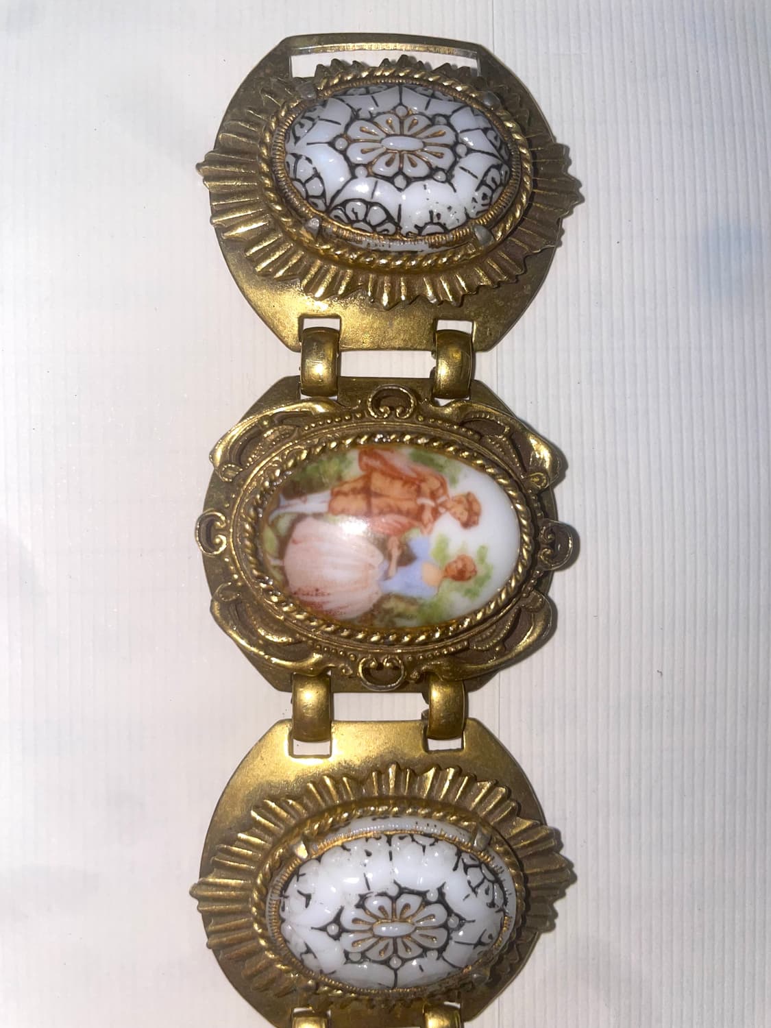 1920’s Moroccan Romantic Porcelain Cameo 상품이미지2