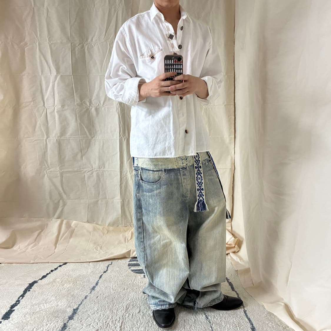 Embroidered Patchwork Linen shirt 상품이미지1