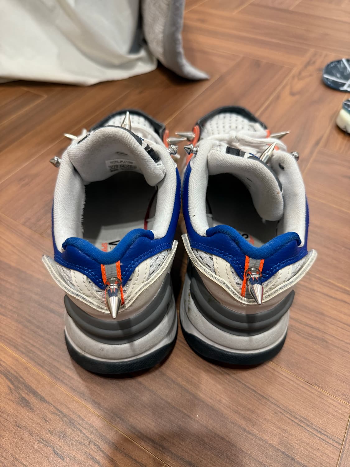 베트멍 스파이크 러너 400 상품이미지3