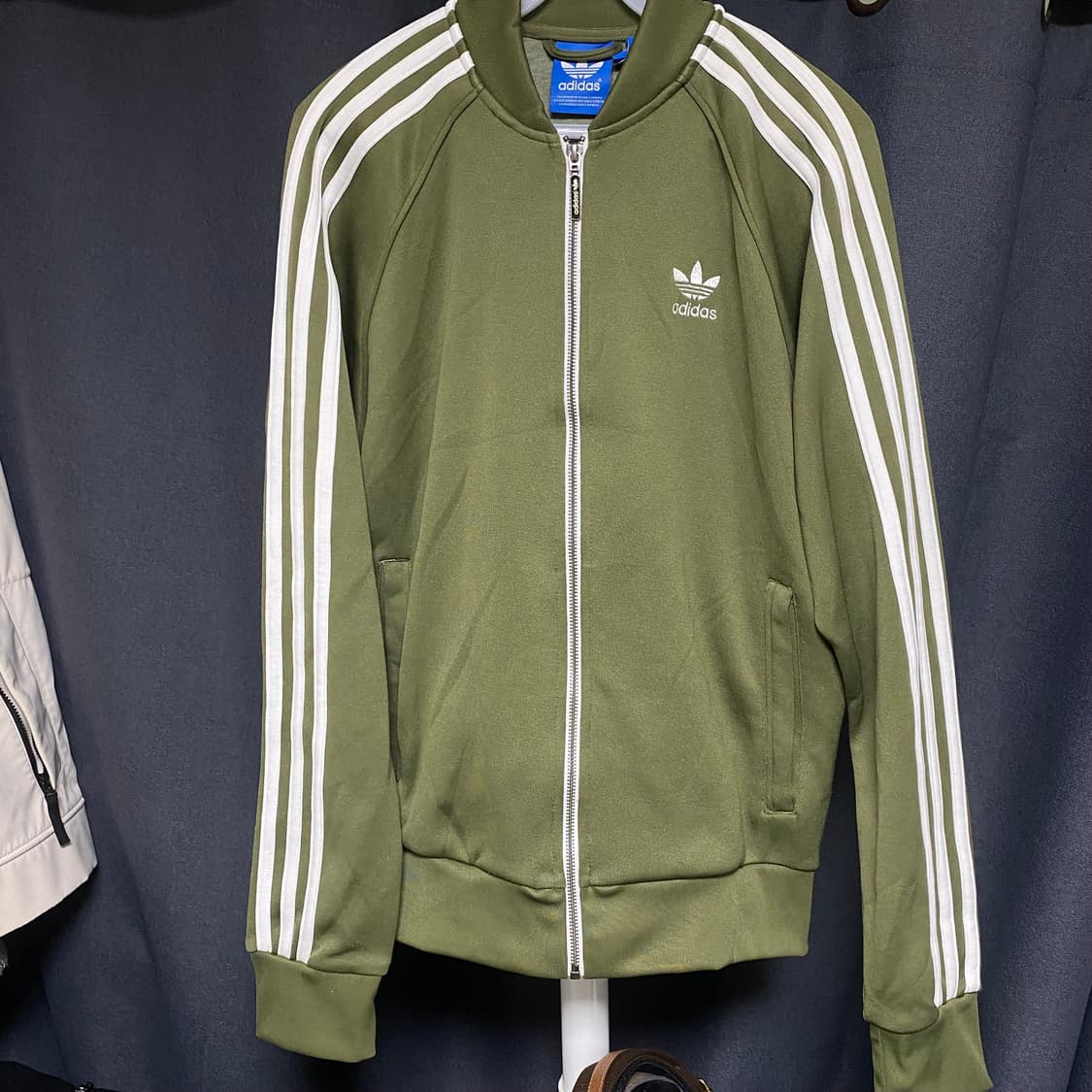 아디다스 슈퍼스타 져지 올리브그린 100 상품이미지1