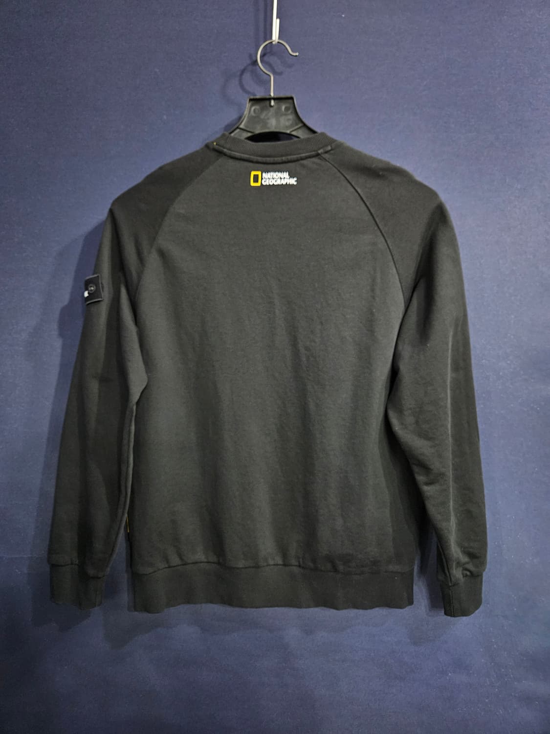 내셔널지오그래픽 블랙 남성 세미오버핏 95 맨투맨  상품이미지2