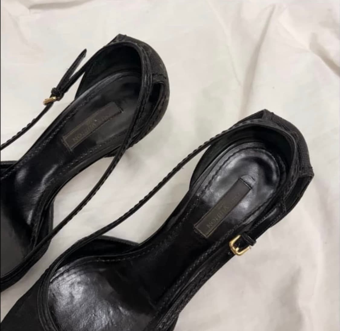 Louis Vuitton 루이비통 힐 37 상품이미지4