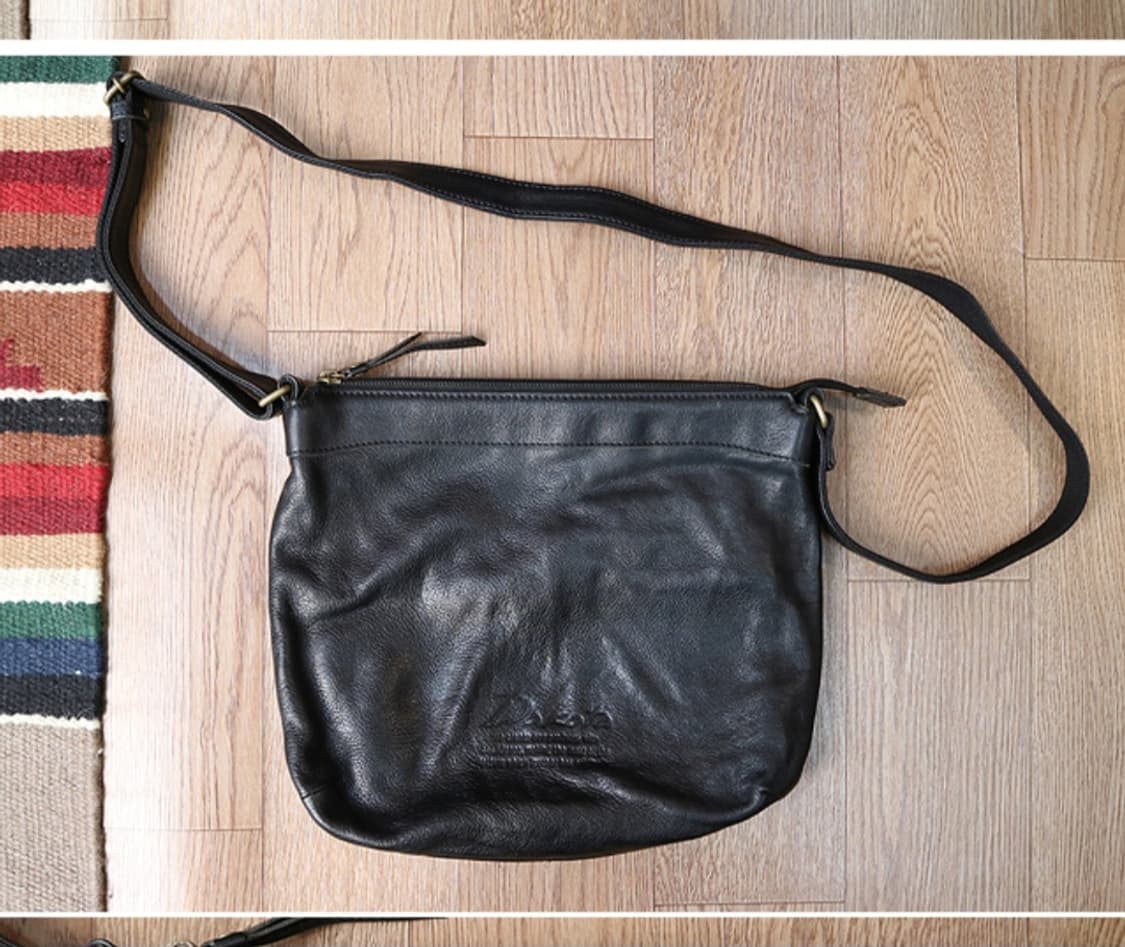 일본판 DAKOTA 퀄리티 높은 소가죽 크로스 백

 상품이미지2