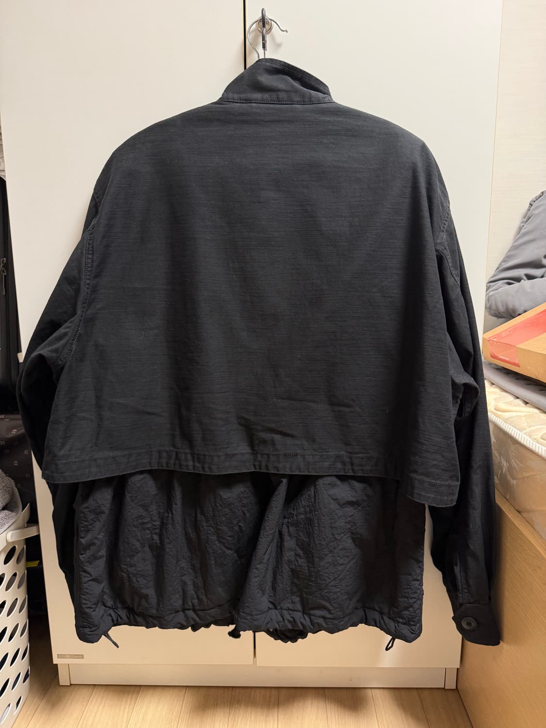 [L] 빔즈 와이드핏 백사틴 레이어드 M-65 블루종 상품이미지4