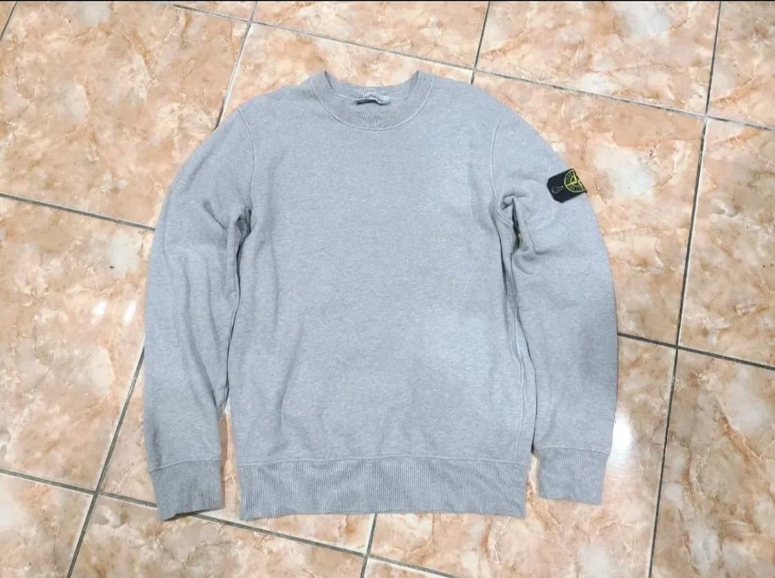 스톤아일랜드 그레이 맨투맨 티셔츠 상품이미지1