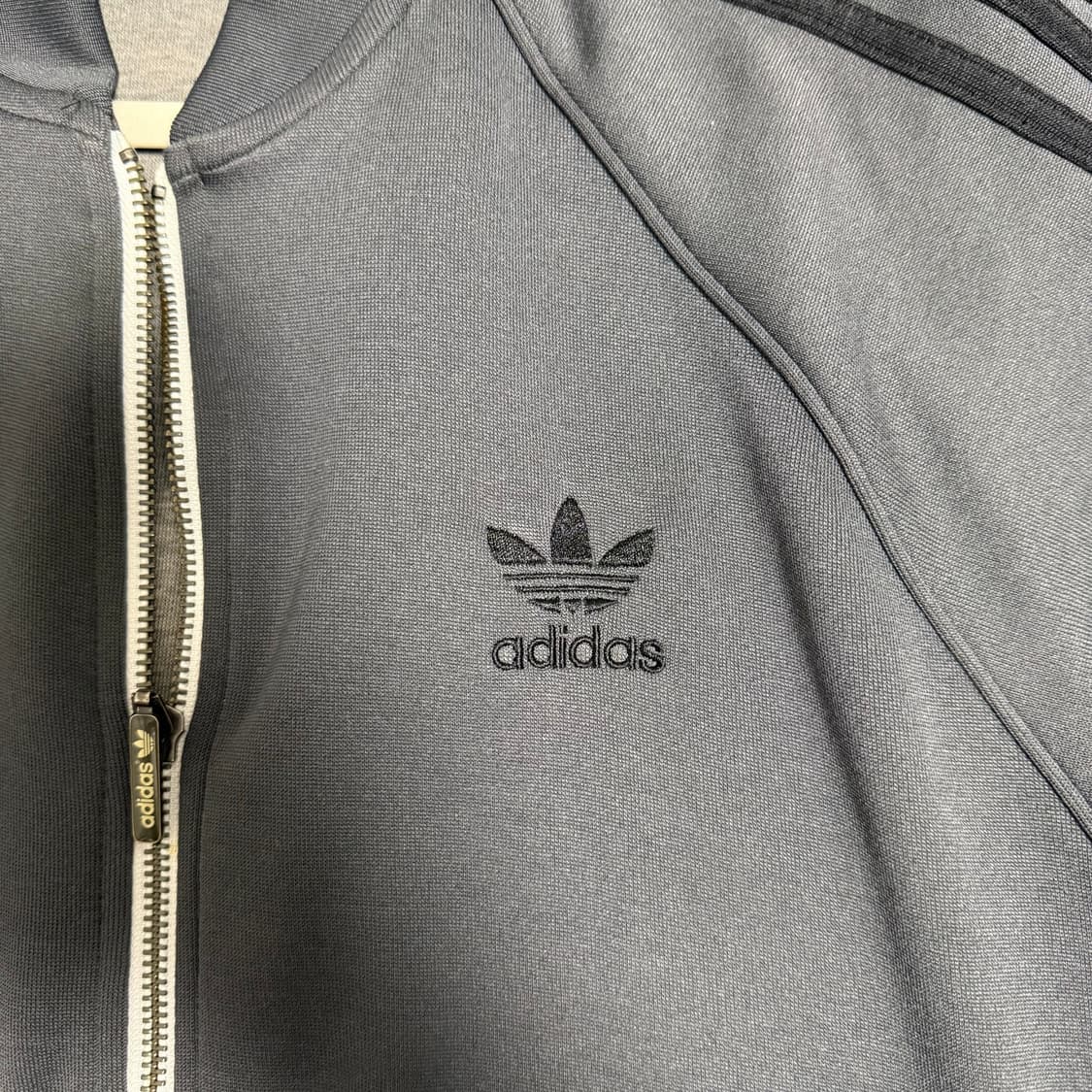 아디다스 슈퍼스타 져지 차콜 블랙 M SST 트랙탑 유일매물 희귀 상품이미지3