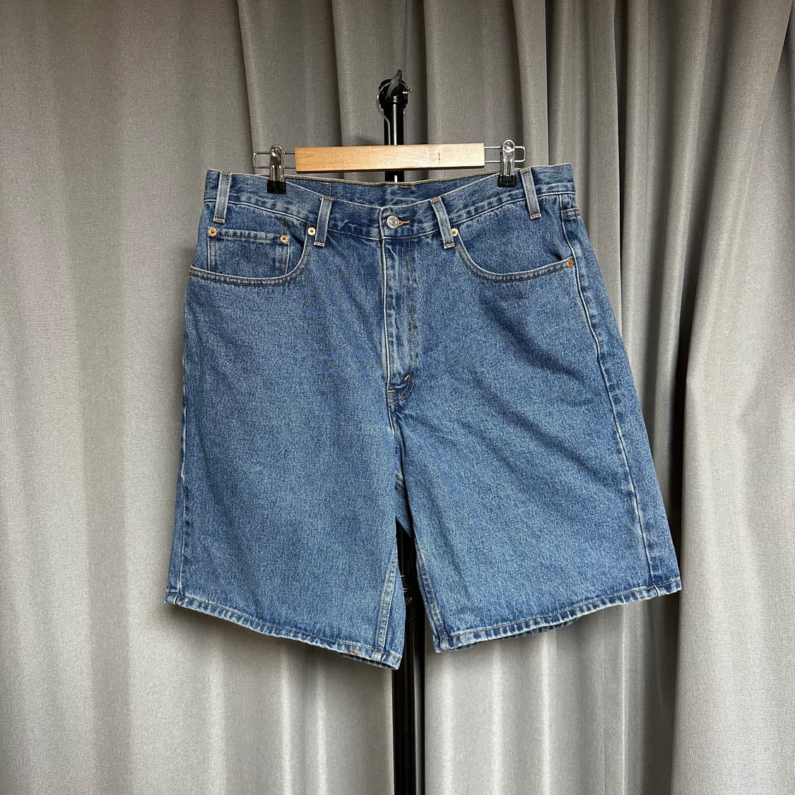 빈티지 00s 리바이스 550 반바지 상품이미지1