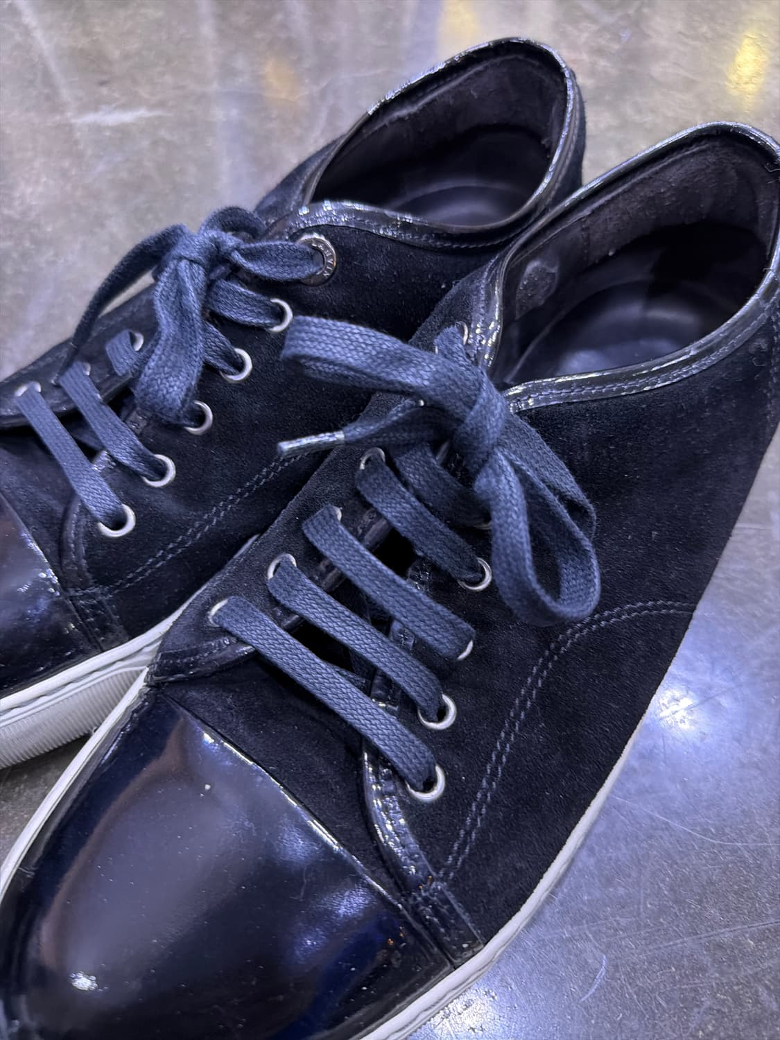 랑방 벨루어 스웨이드 스니커즈 블랙 8 사이즈 270 상품이미지4