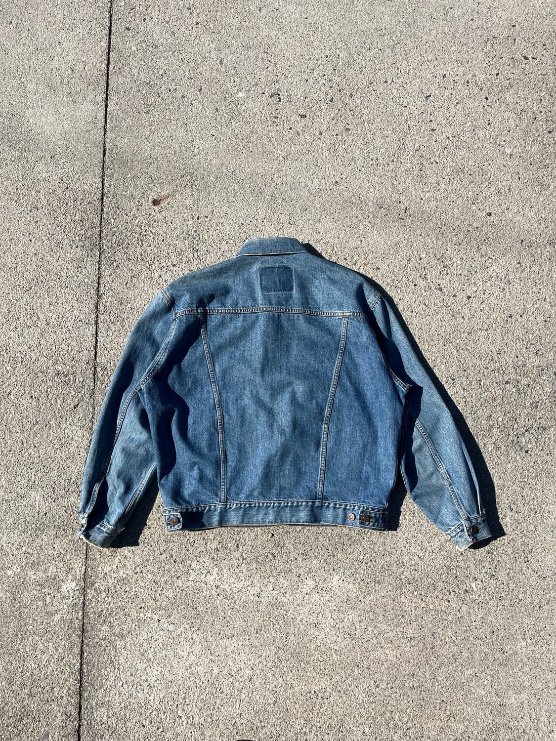 00s Levi's distressed denim jacket 상품이미지3