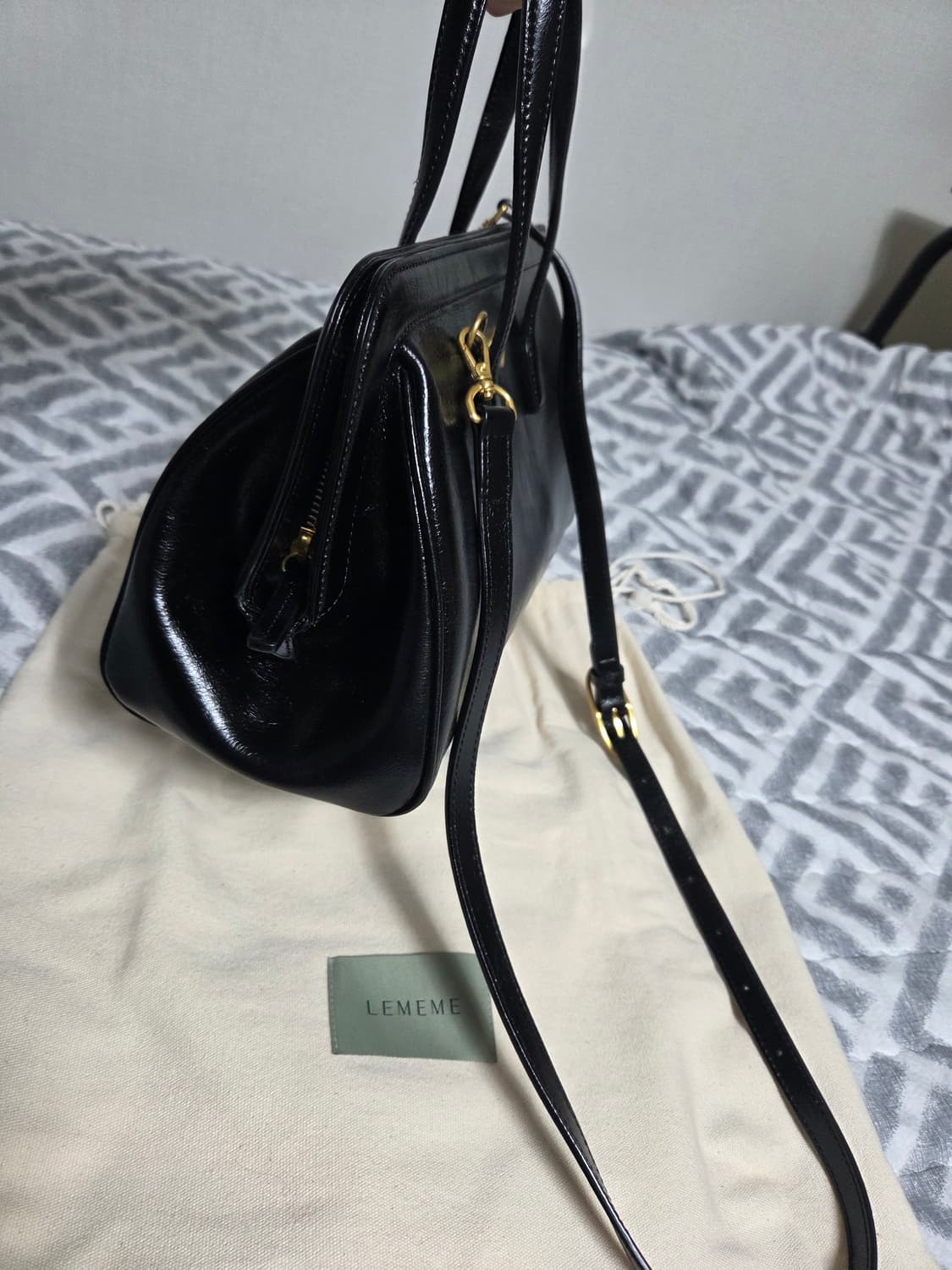 르메메 삭자뎅 Sac Jardin 블랙 크랙 천연 소가죽 가방 크로스백 상품이미지4