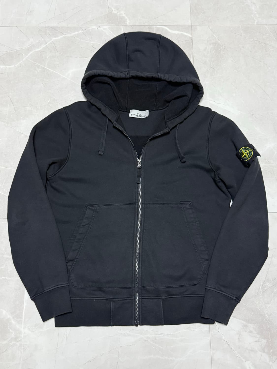 스톤아일랜드 25ss 후드집업 상품이미지1