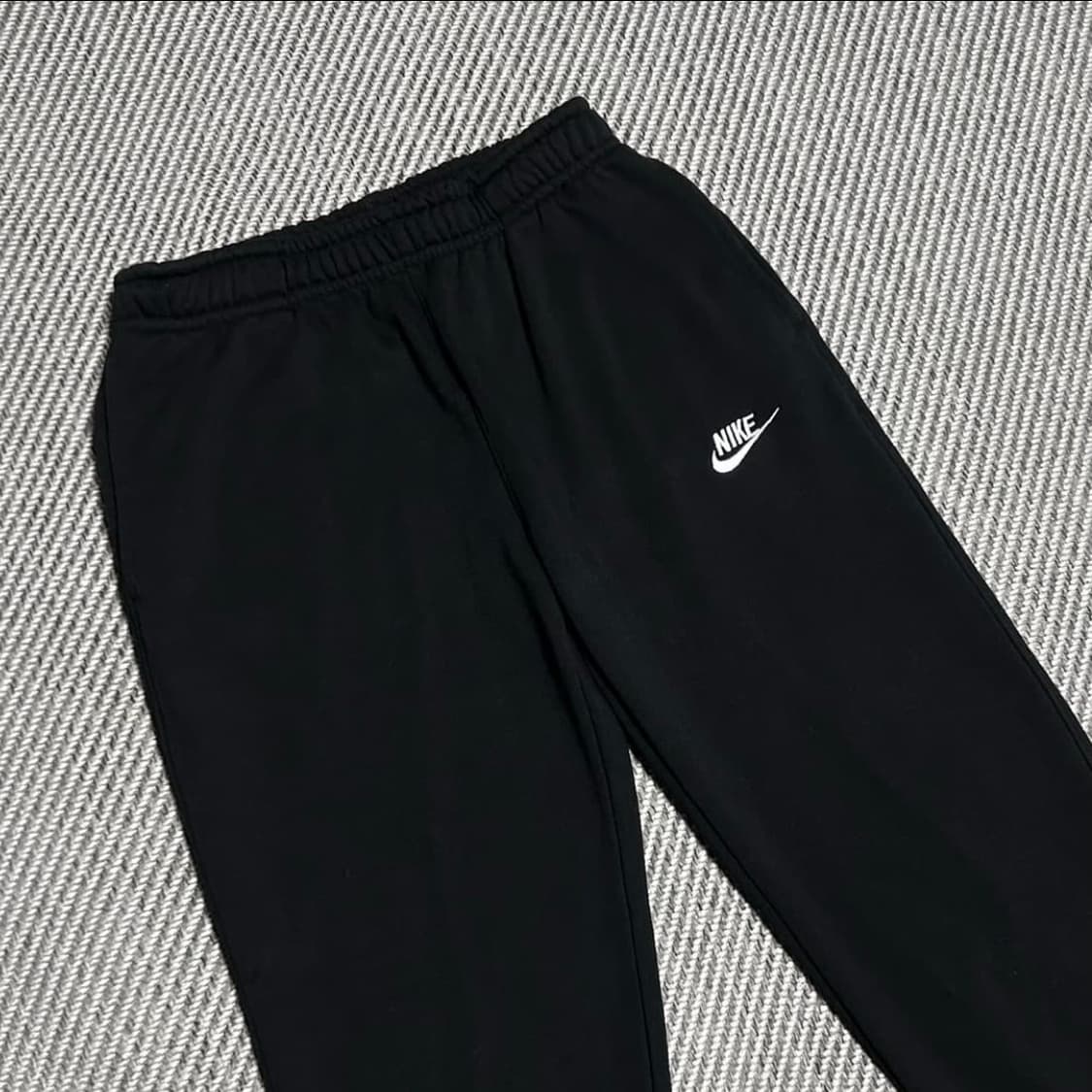 [L] Nike 나이키 기모 블랙 베이직 조거팬츠 상품이미지2