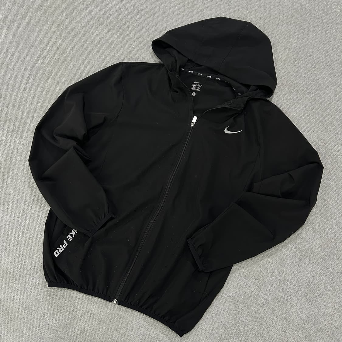 나이키 드라이핏 블랙 바람막이 후드집업 L 상품이미지1