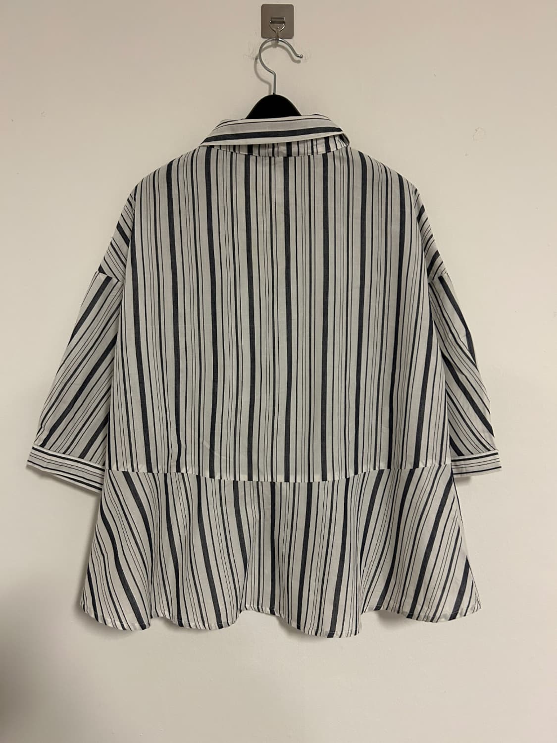 Junko Shimada Part 2 Stripe Flare Blouse 상품이미지2