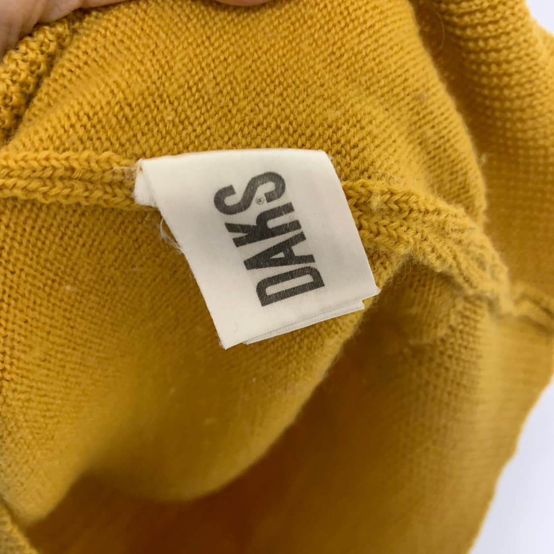 닥스 빈티지 브이넥 니트 옐로우 긴팔 스웨터 M 상품이미지5