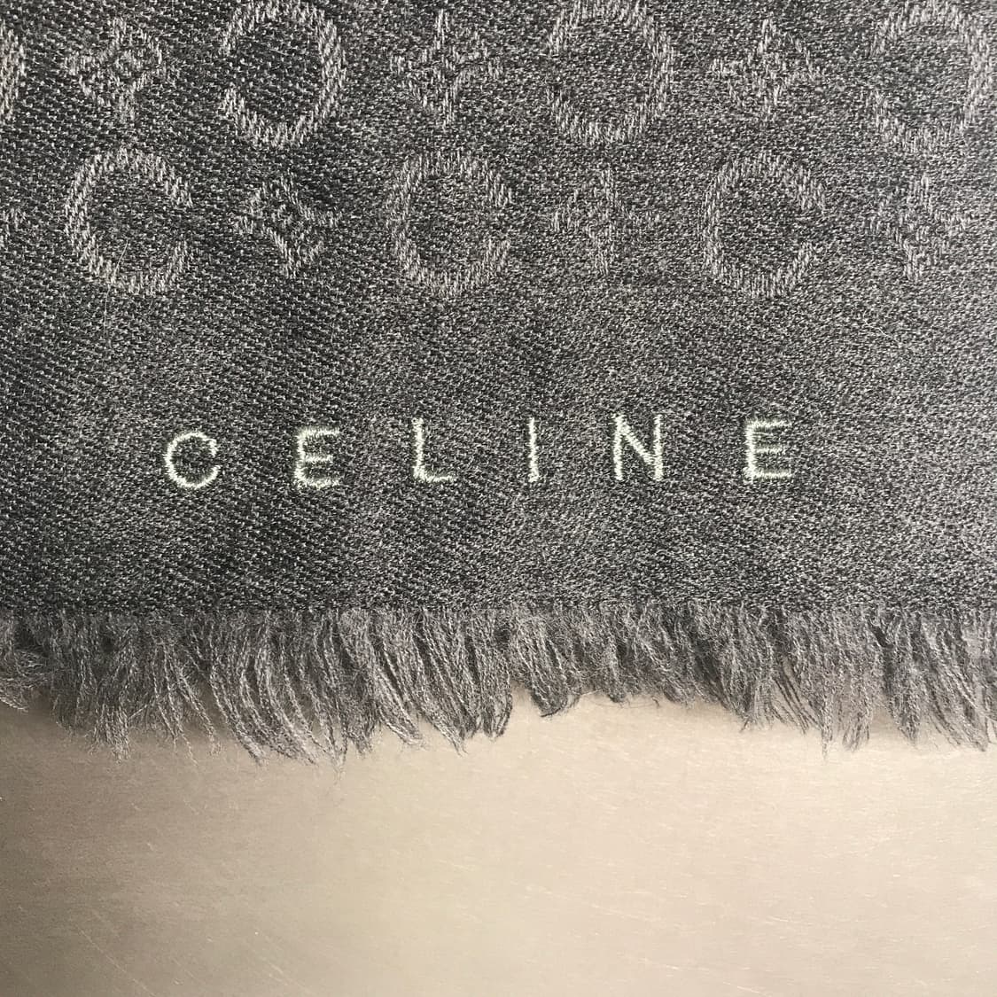 셀린느 트리옹프 머플러 상품이미지3