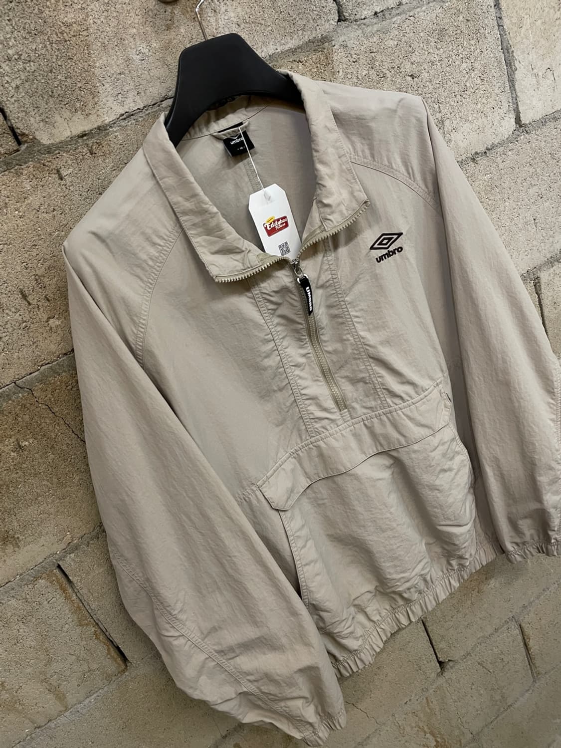 엄브로 반집업 바람막이 상품이미지4