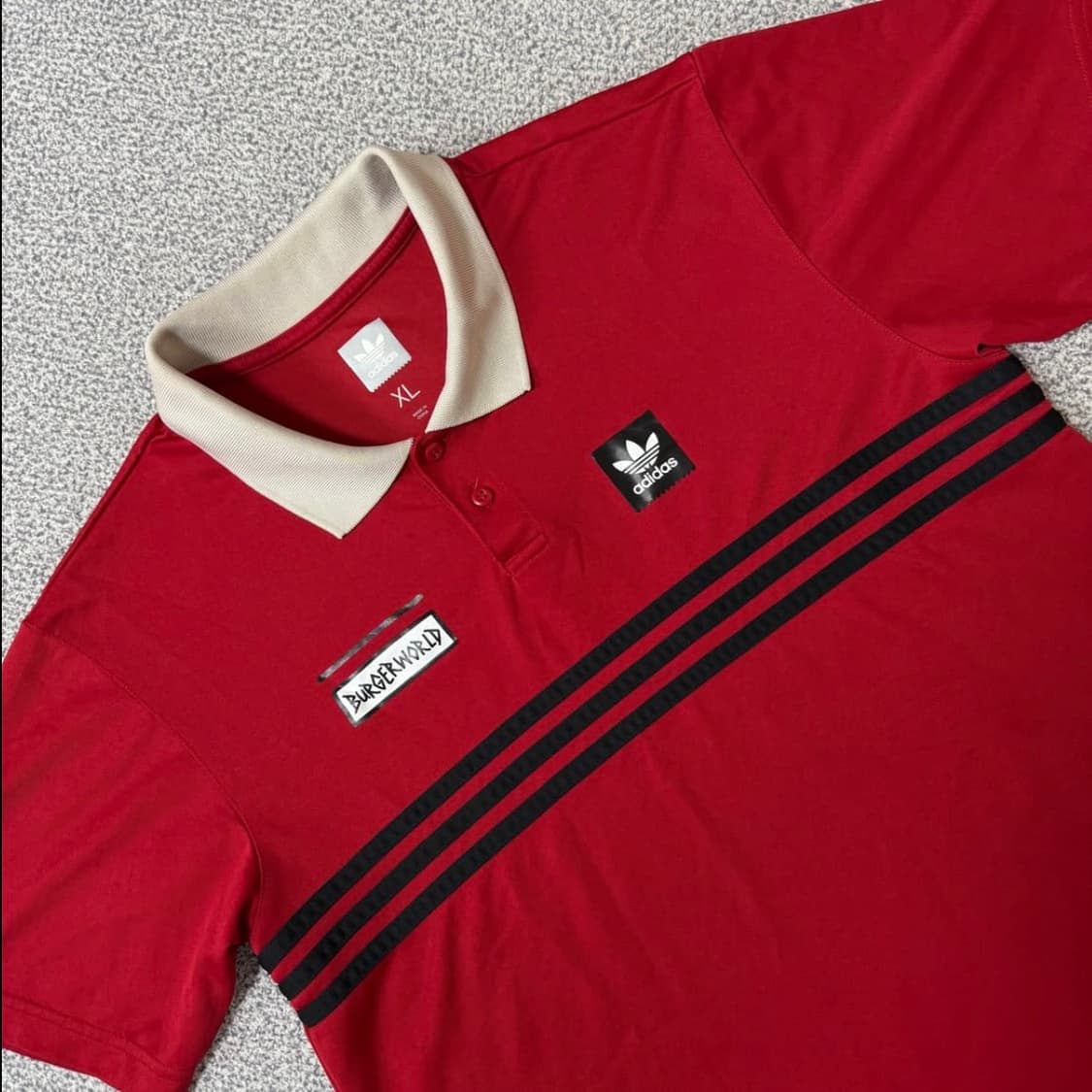 아디다스 x 버거월드 콜라보 반팔티 상품이미지4