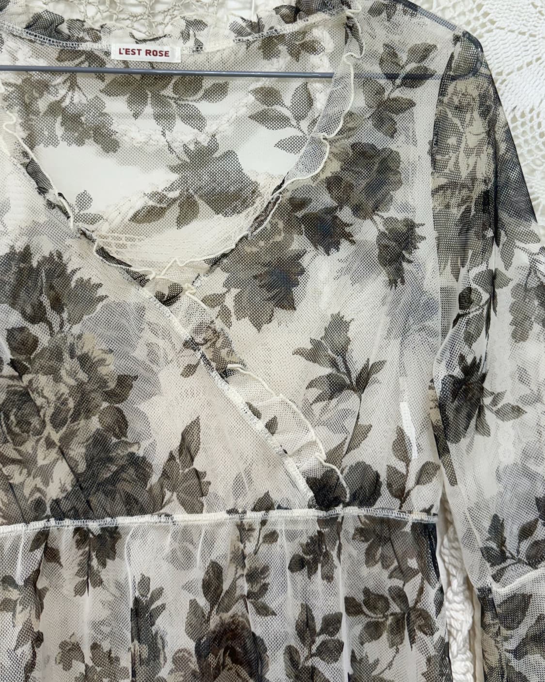 Lest rose Mesh Lace Blouse 상품이미지4