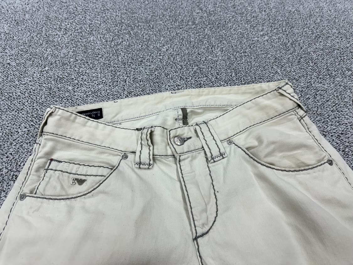 엠포리오 아르마니 스티치 화이트데님 상품이미지3