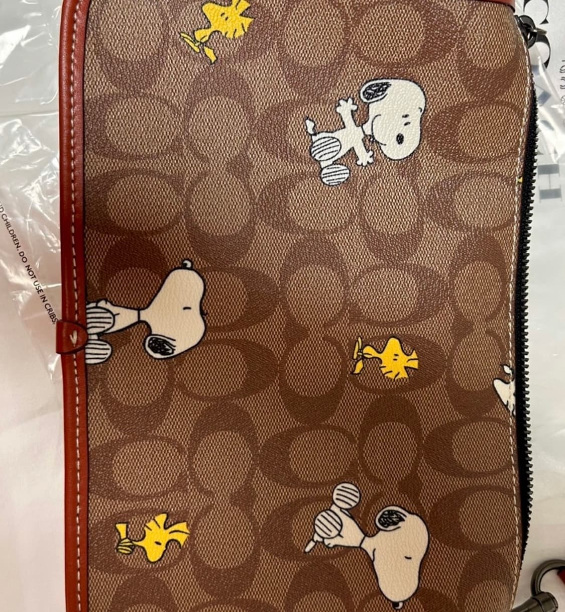 코치 스누피 콜라보백 상품이미지3