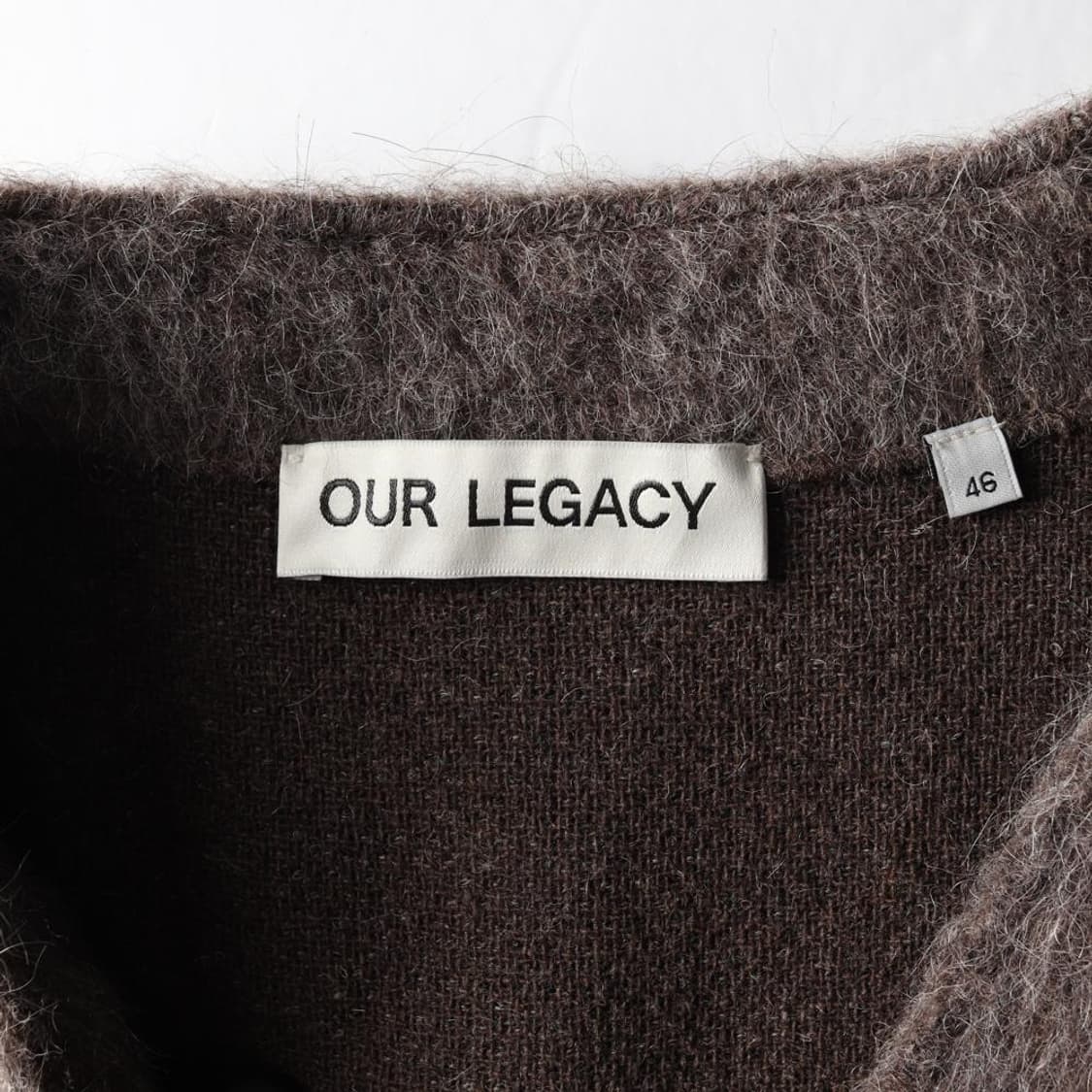 [L]아워레가시 울알파카 브라운 브이넥 오버핏 가디건
 상품이미지5