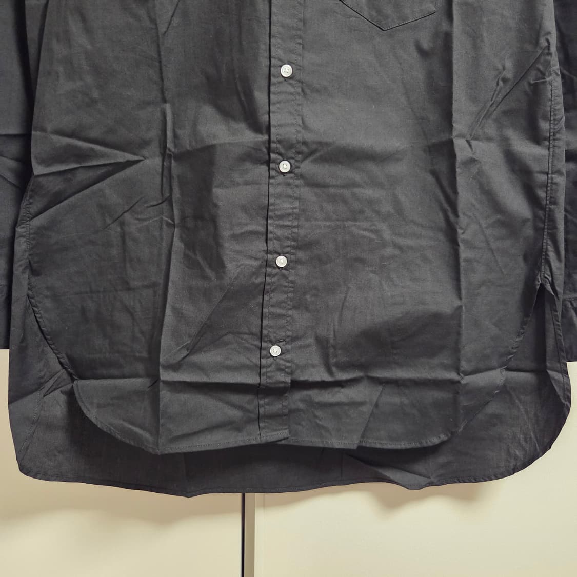 Belle Jeanne 미니멀 포켓 셔츠 L(100) 상품이미지3