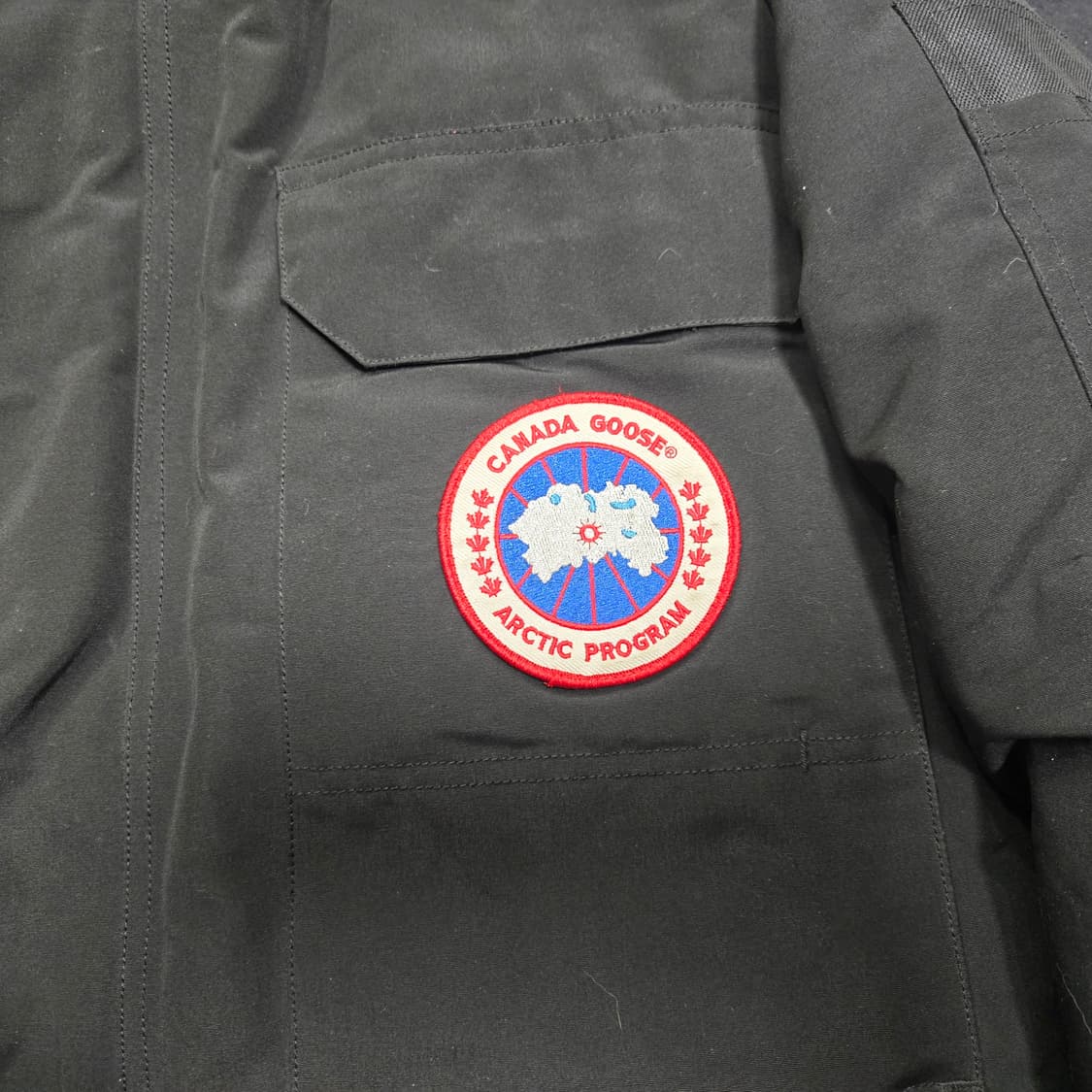 M 캐나다구스 익스페디션 다운자켓 블랙 상품이미지2