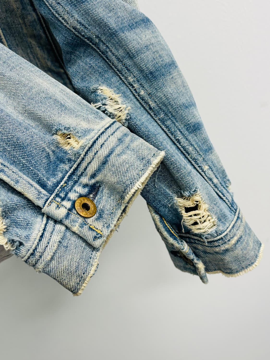 데님앤서플라이 코듀로이 카라 디스트로이드 데님 자켓 상품이미지4