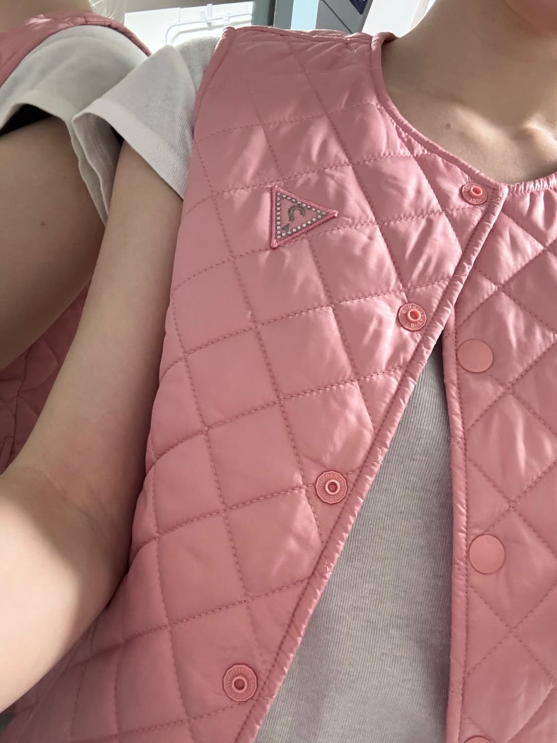 게스 실버핑크 퀼팅 조끼💗 상품이미지4