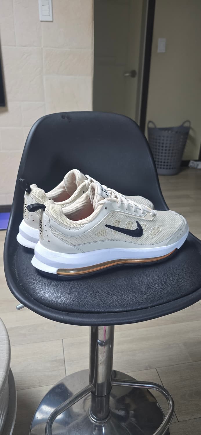 나이키 270 상품이미지3