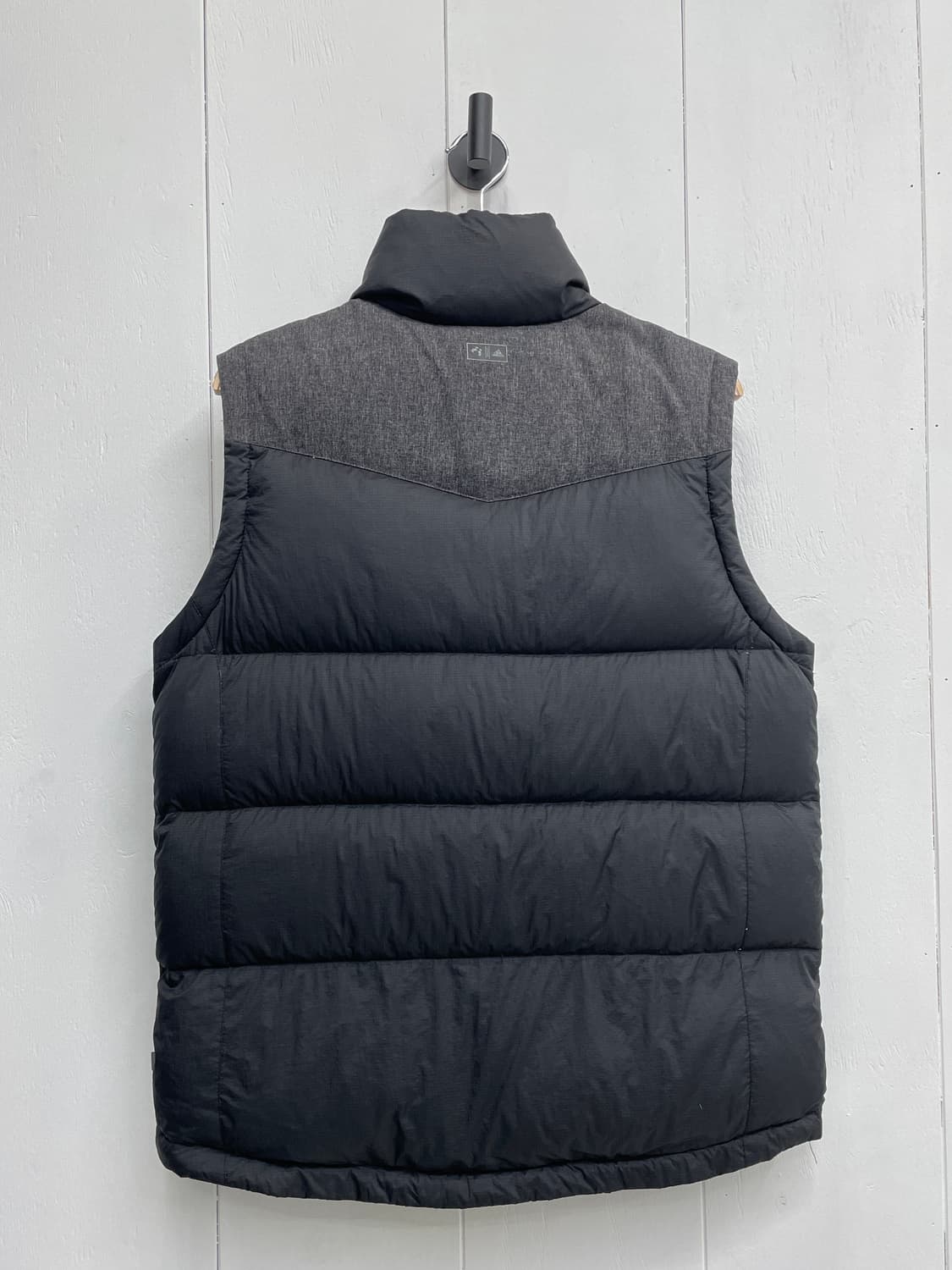 adidas HT CH HIKING V 패딩 베스트 상품이미지6