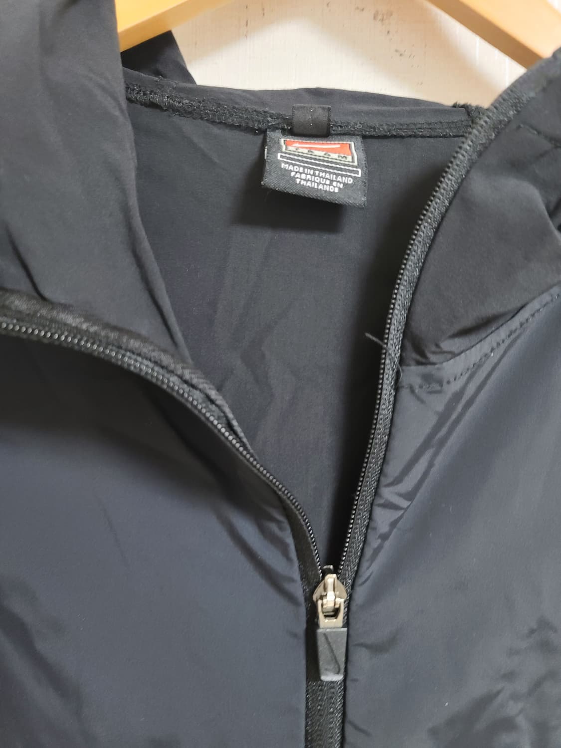 나이키 여성 후드 바람막이 블랙90 상품이미지7