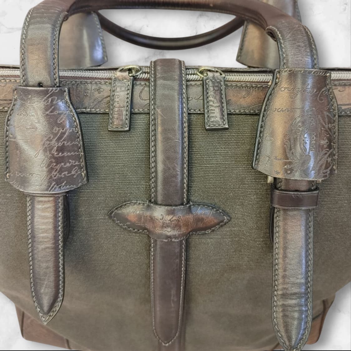 벨루티 스크리토 레더 컨버스 토트백 상품이미지7