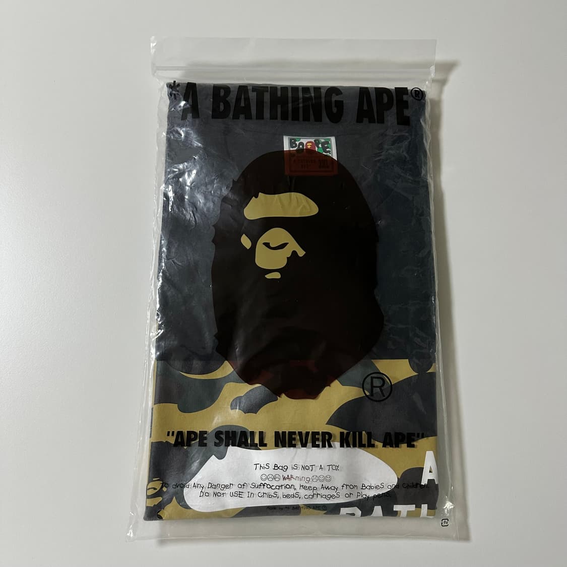 베이프 퍼스트 카모 페이스 태그 로고 티셔츠 블랙 상품이미지4