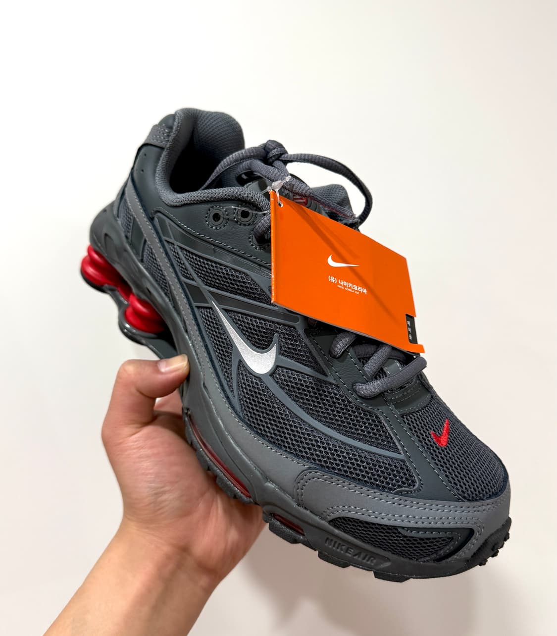 (255,265)(새상품)나이키 샥스 라이드 2 레드 스모크 그레이 상품이미지2