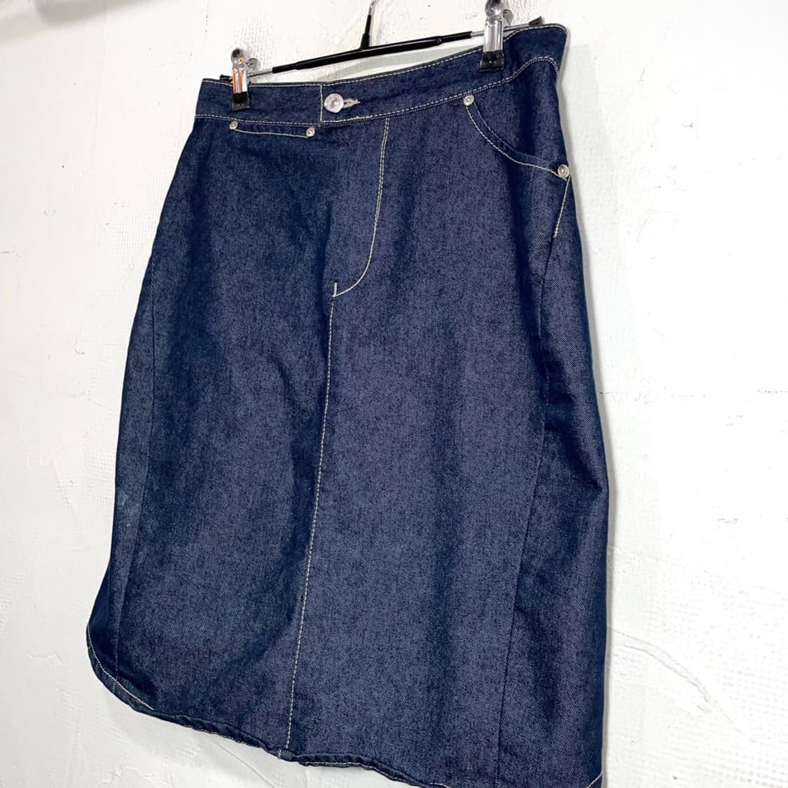 리바이스 엔지니어드 데님 스커트 상품이미지4